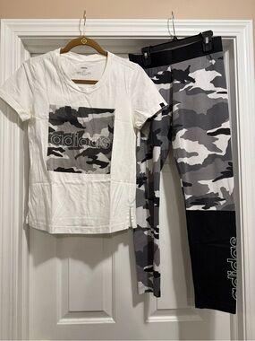 adidas Women’s White & Gray Camo Leggings Set (Size: M)